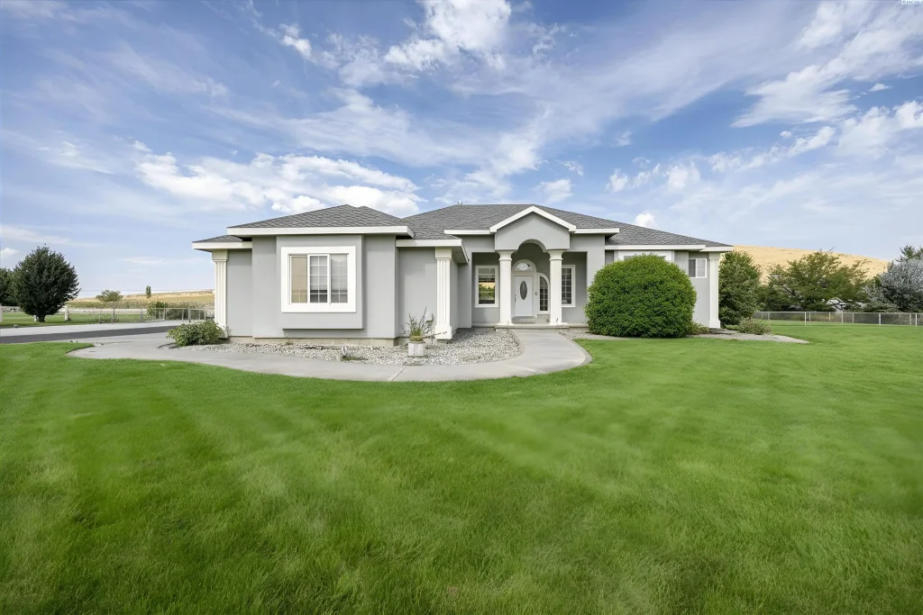 78604 E Canyon Meadow Dr, Kennewick