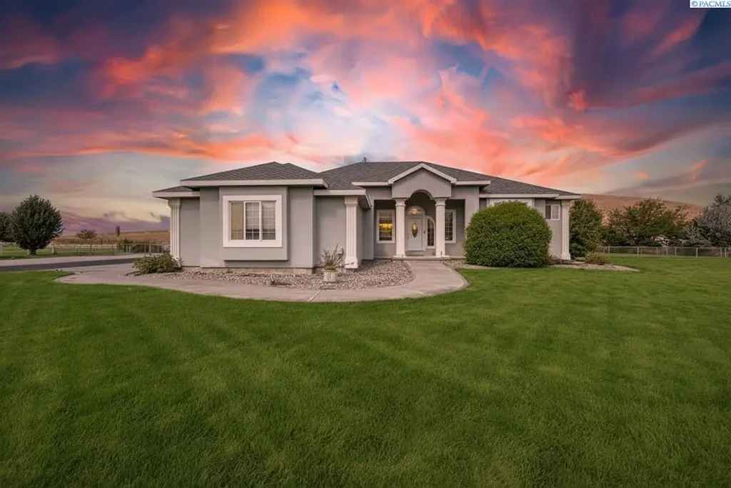 78604 E Canyon Meadow Dr, Kennewick