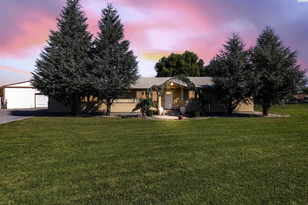 210506 E Cochran Rd, Kennewick