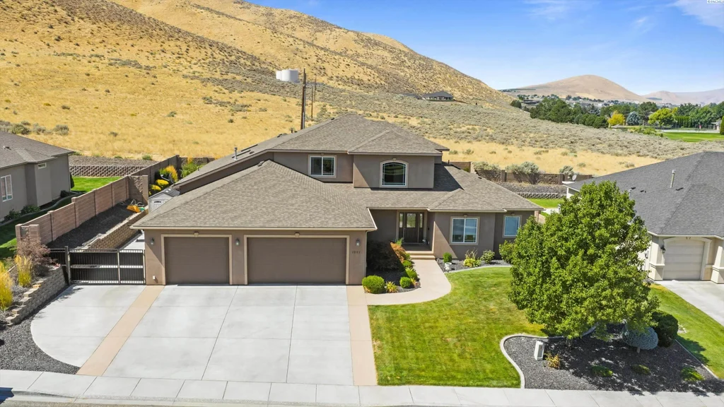 1221 Plateau Dr., Richland