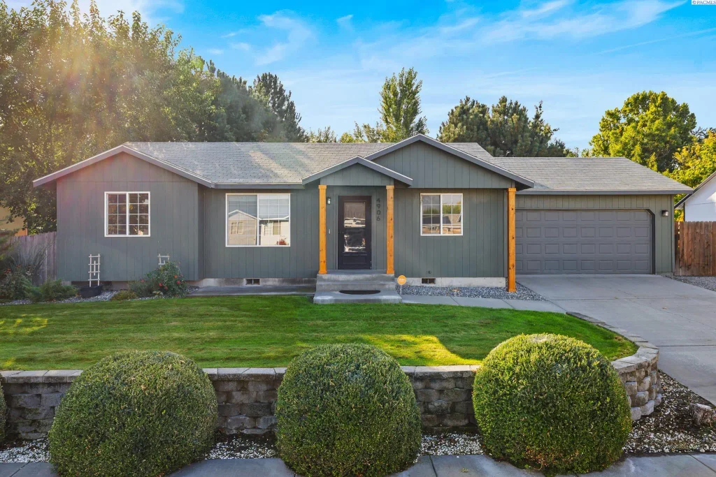 4906 Kalahari Drive, Pasco