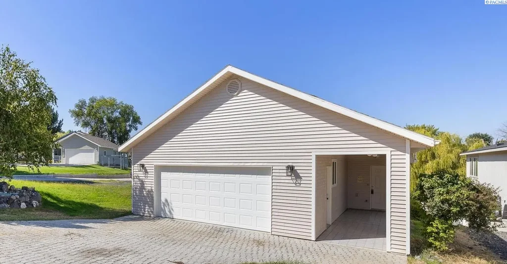 604 S Huntington Pl., Kennewick