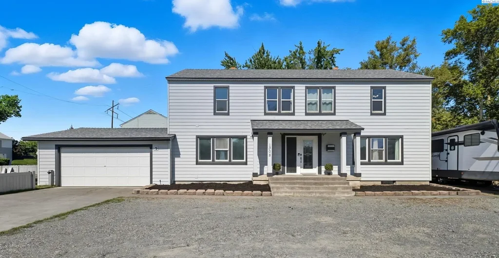 1308 Swift Blvd, Richland