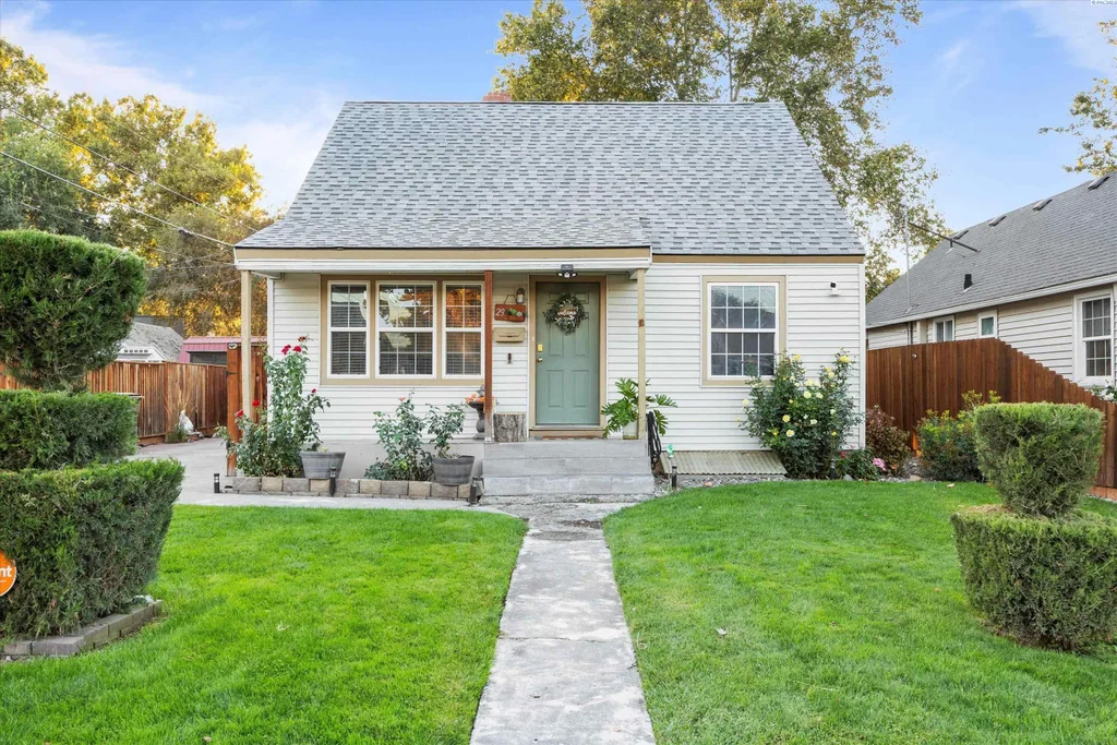 29 N Mayfield Street, Kennewick