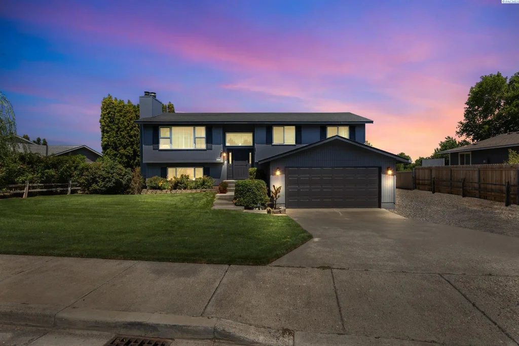 6050 W 20th Ave, Kennewick