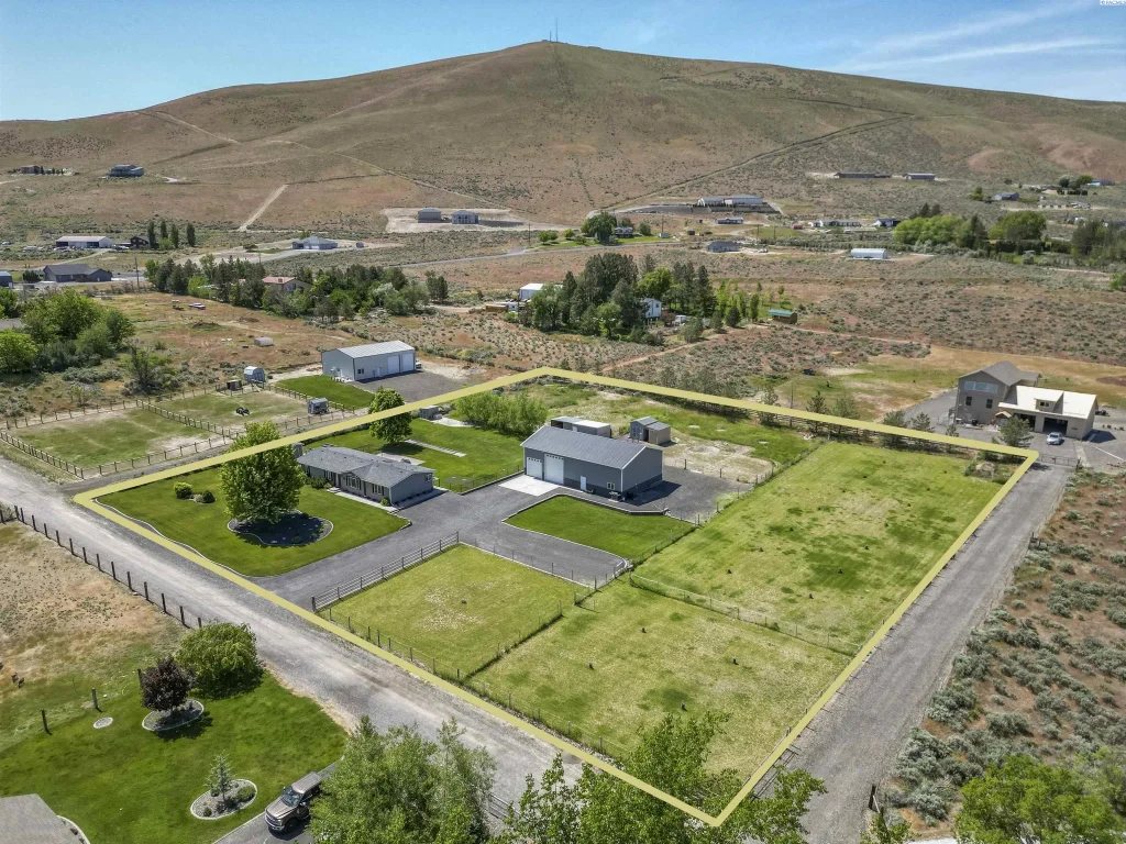 57404 N 385 Prne, Benton City