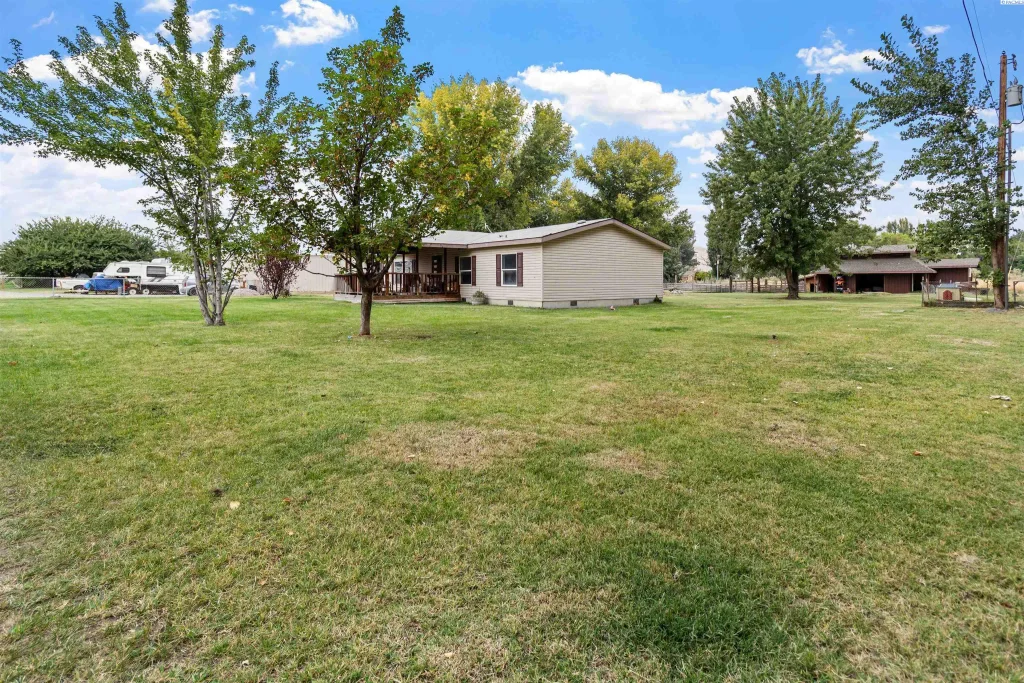 65115 N 56th Pr Ne, Benton City