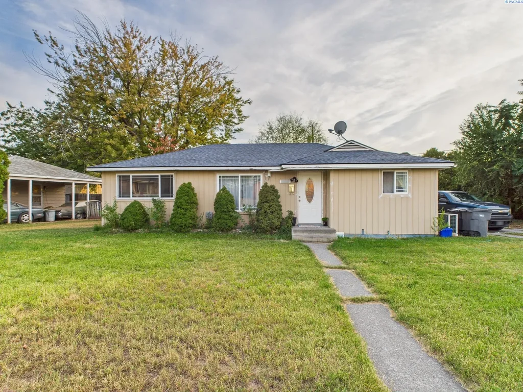 626 Everett Street, Kennewick