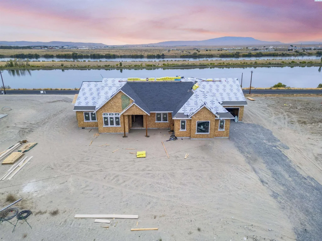 161 Riviera Drive, Pasco