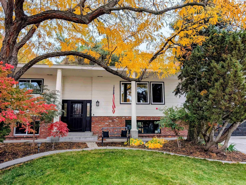 1513 S Reed Ct, Kennewick