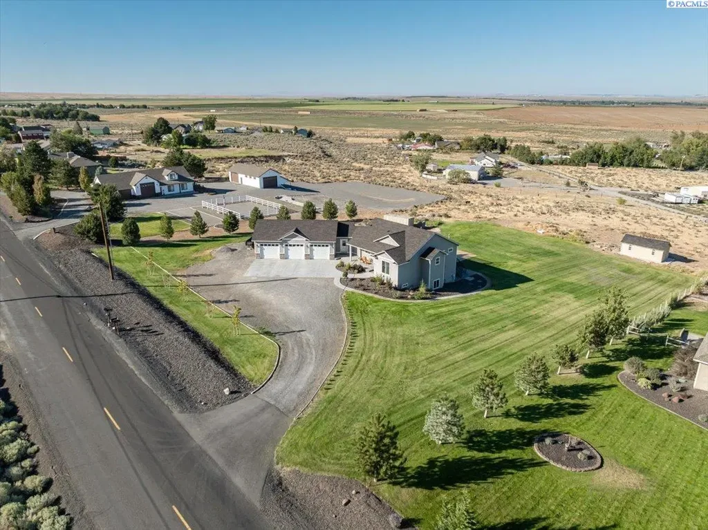 34406 E Red Mountain Rd, Benton City