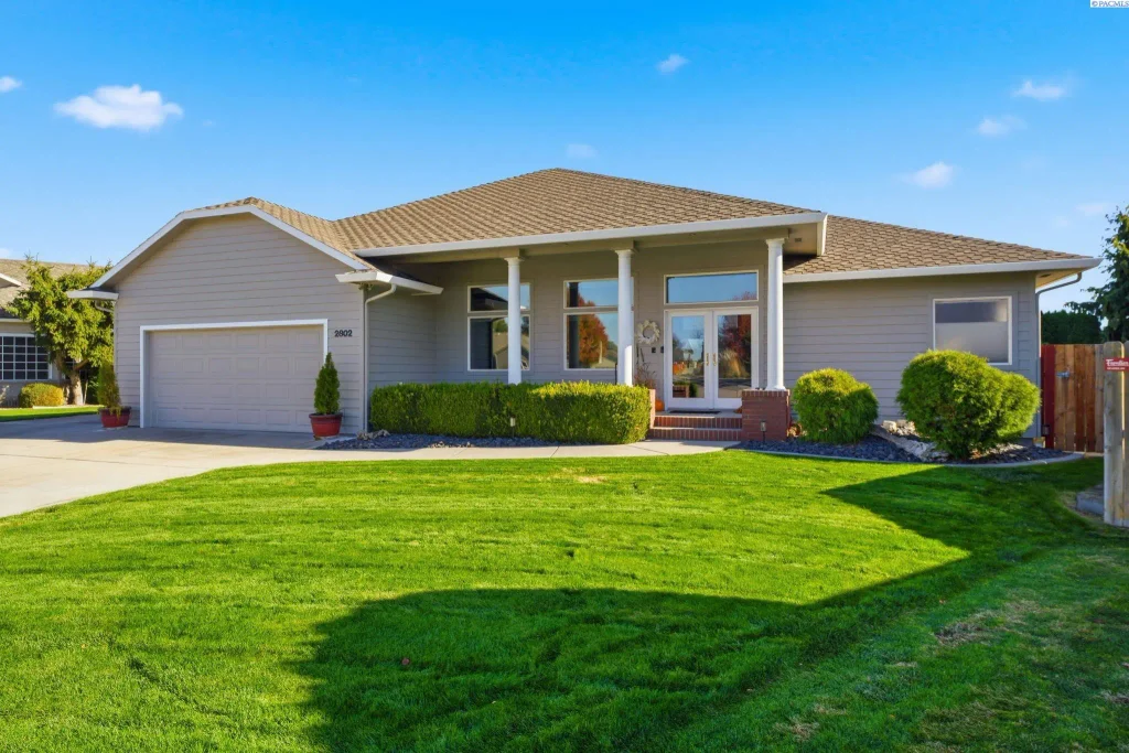 2802 W 38th Ct, Kennewick