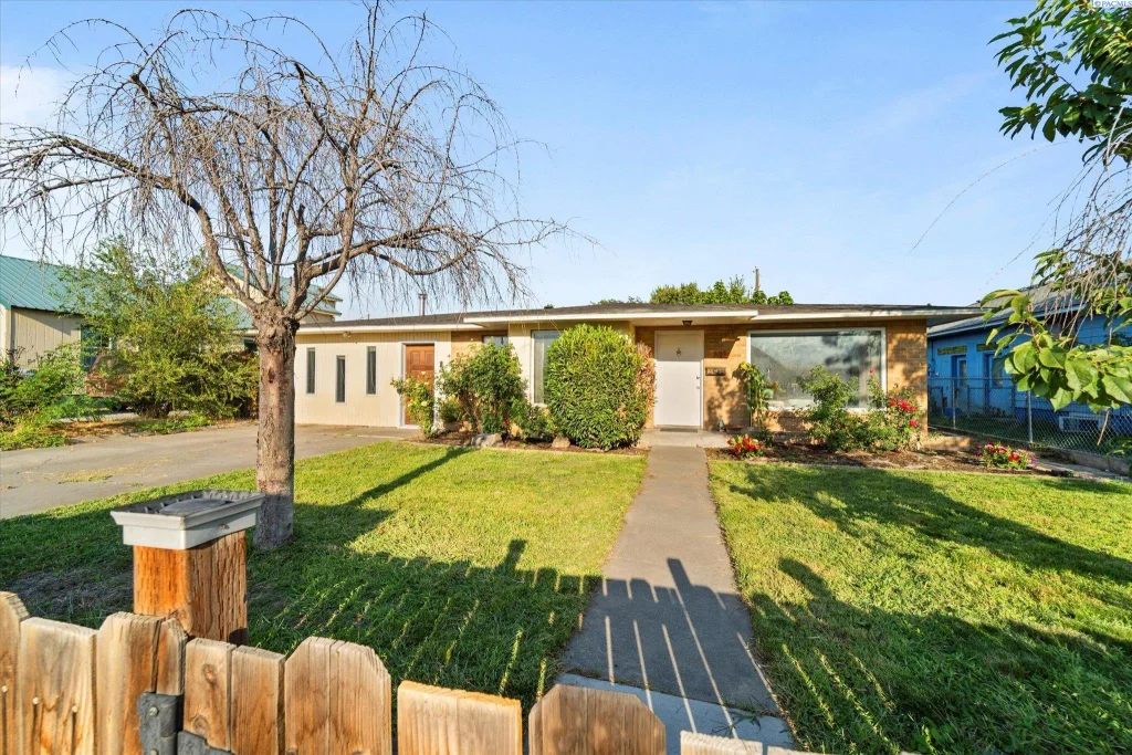 837 S Hawthorne, Kennewick