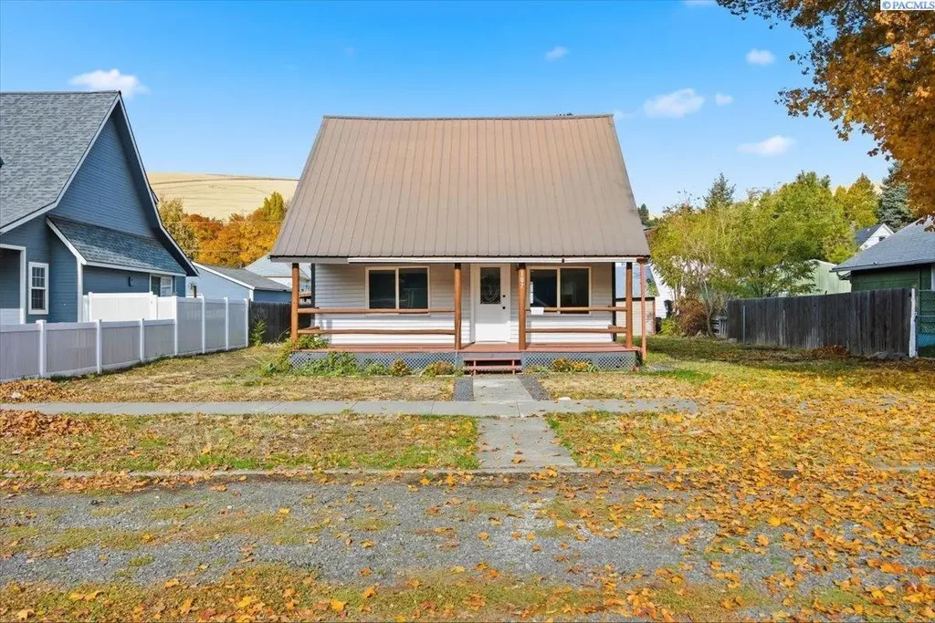 107 E Richmond, Dayton