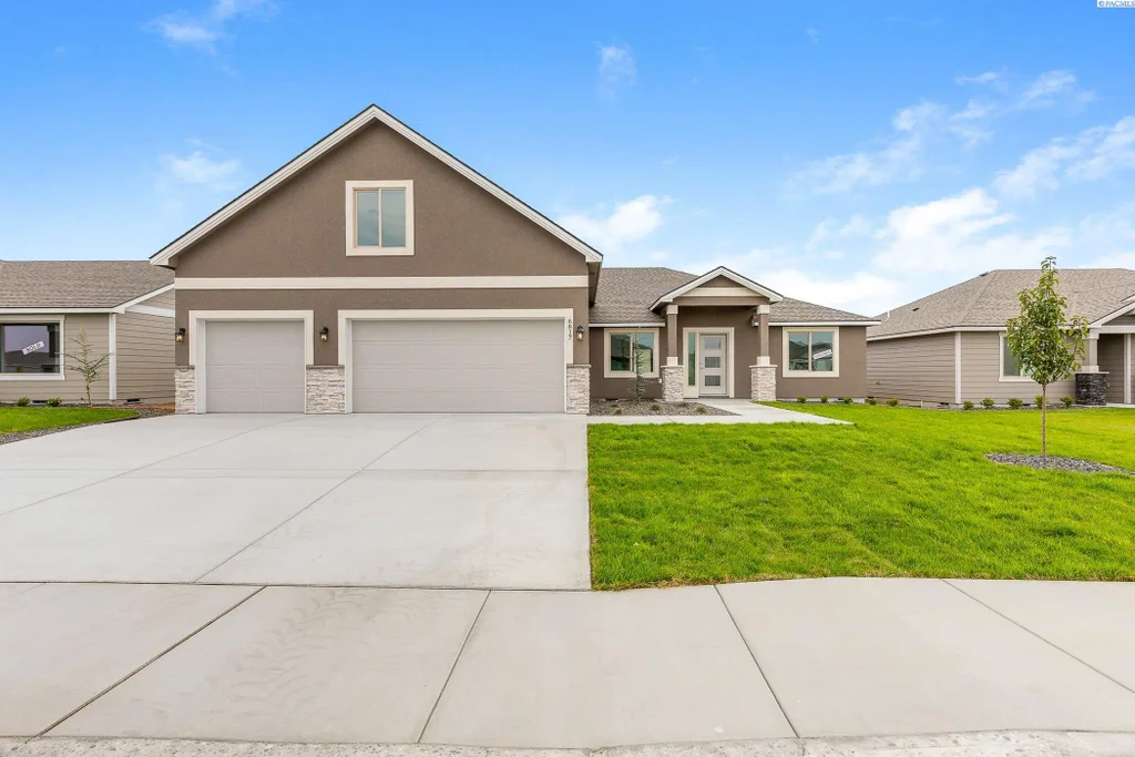 6817 Steelhead Ave, Pasco