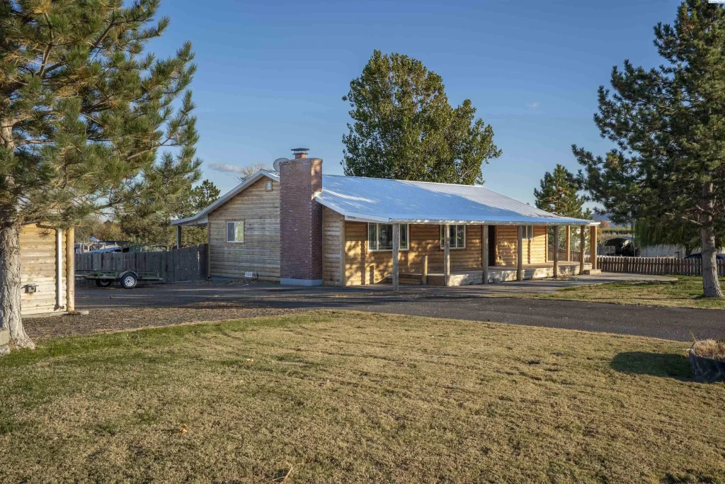 55603 N Frazier, Benton City