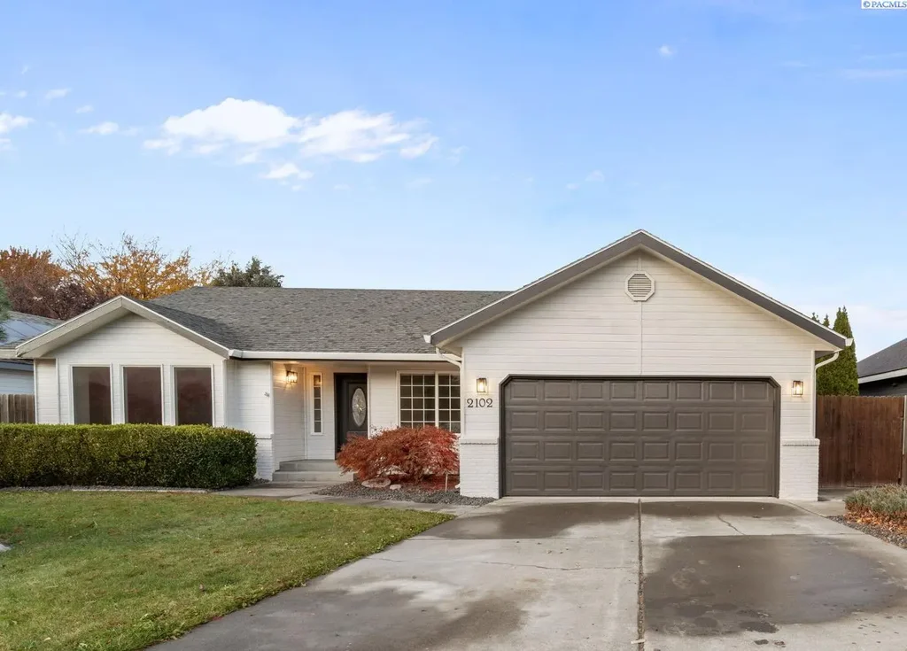 2102 W 37th, Kennewick