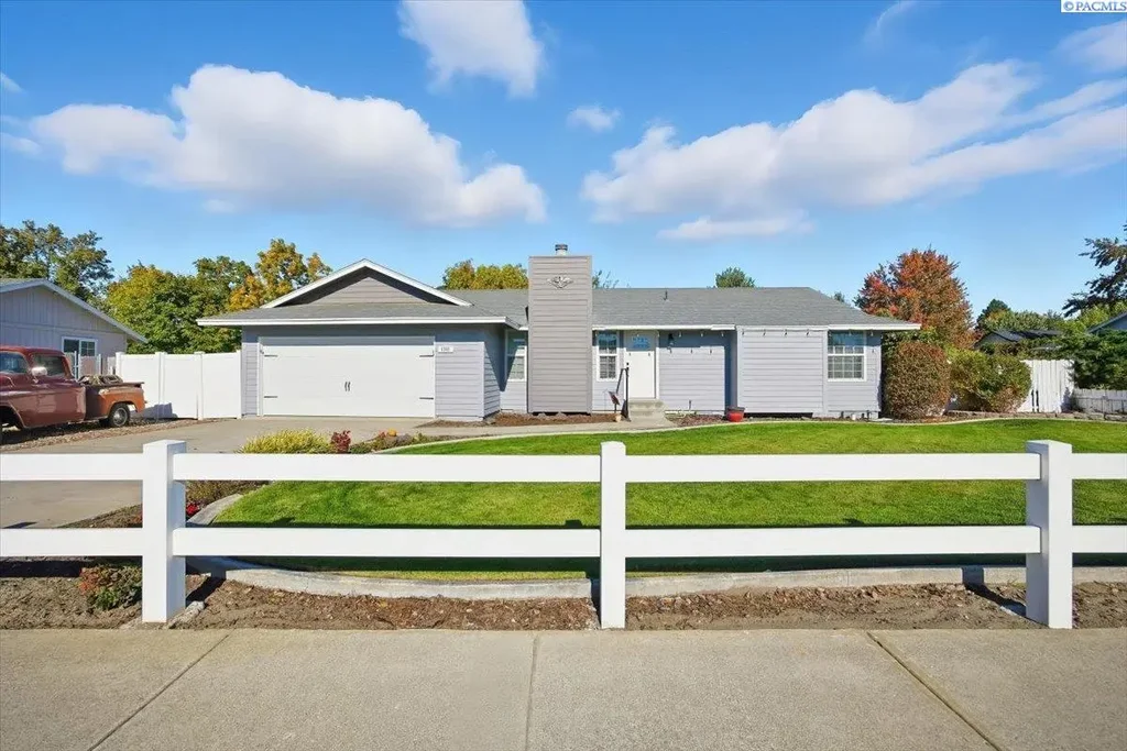 4305 Riverhill Dr, Pasco