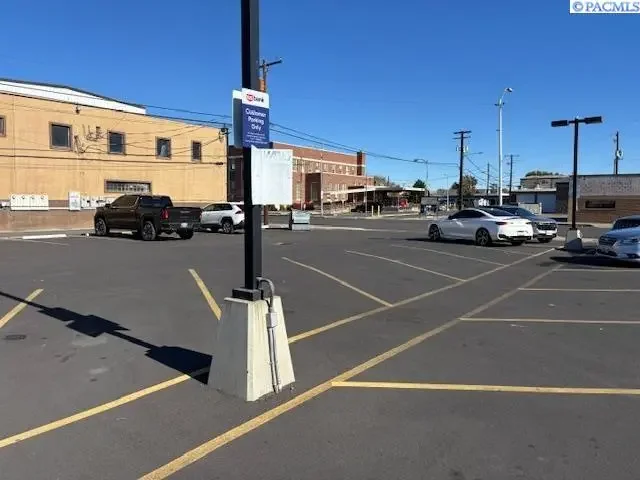 513/515 S 7th St., Sunnyside