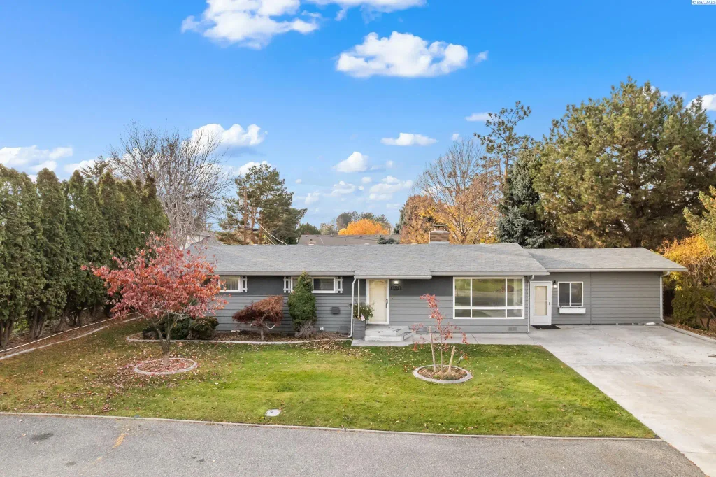 1219 Yost, Kennewick