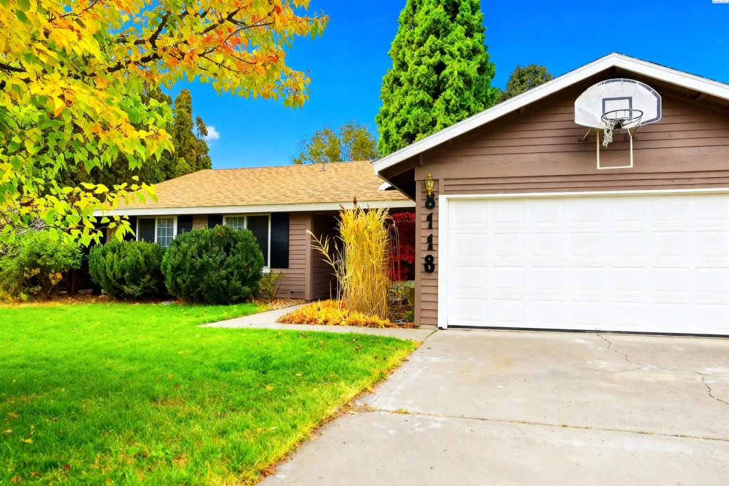 8118 W Falls Pl, Kennewick