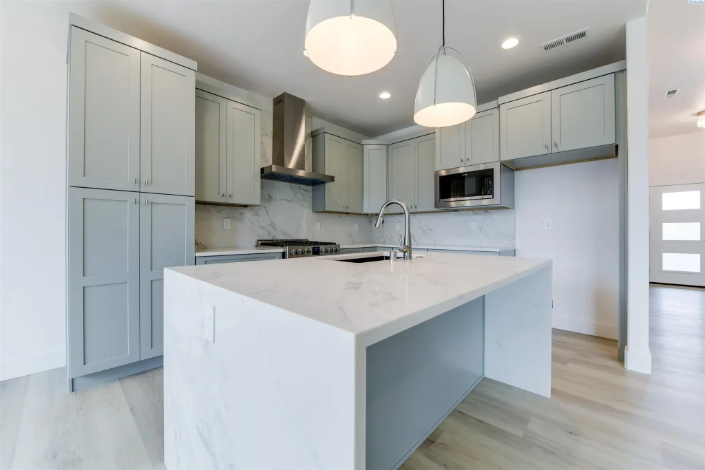 1656 Palermo Ave, Richland