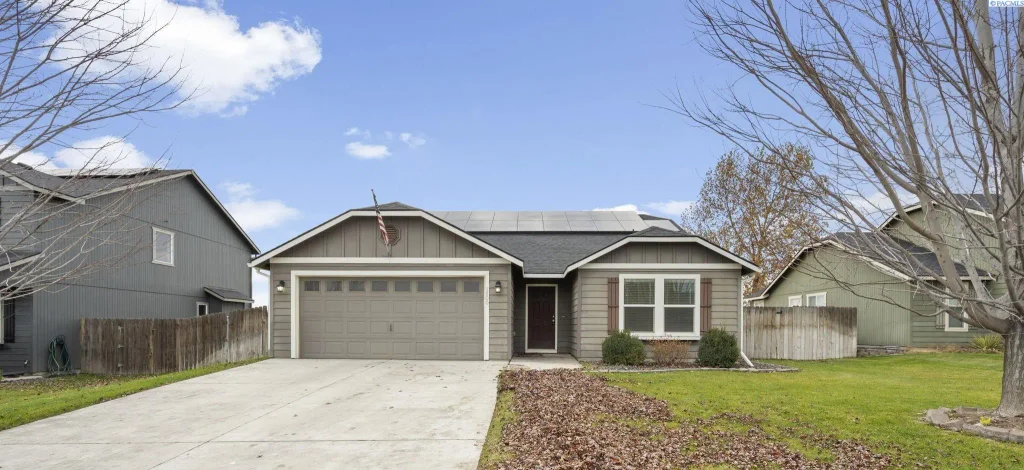 1800 Crab Apple Circle, West Richland