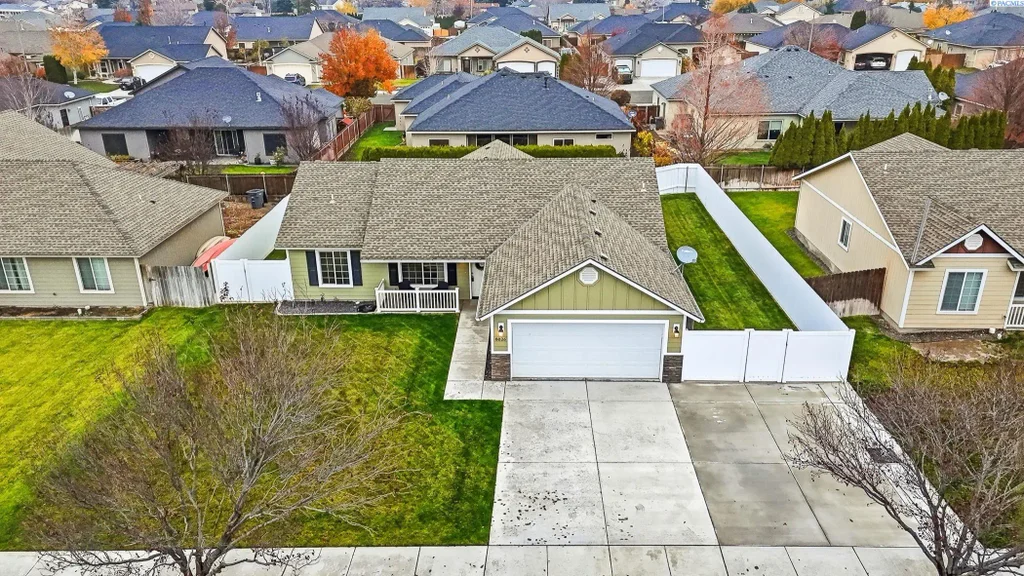 8826 W Bruneau Place, Kennewick