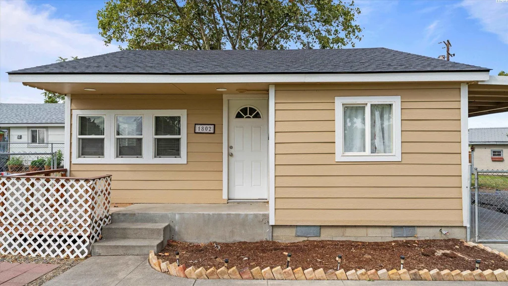 1802 Symons Street, Richland