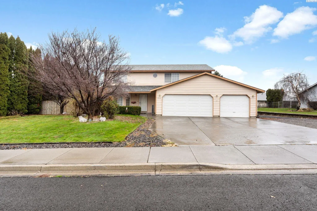 216 W 50th, Kennewick