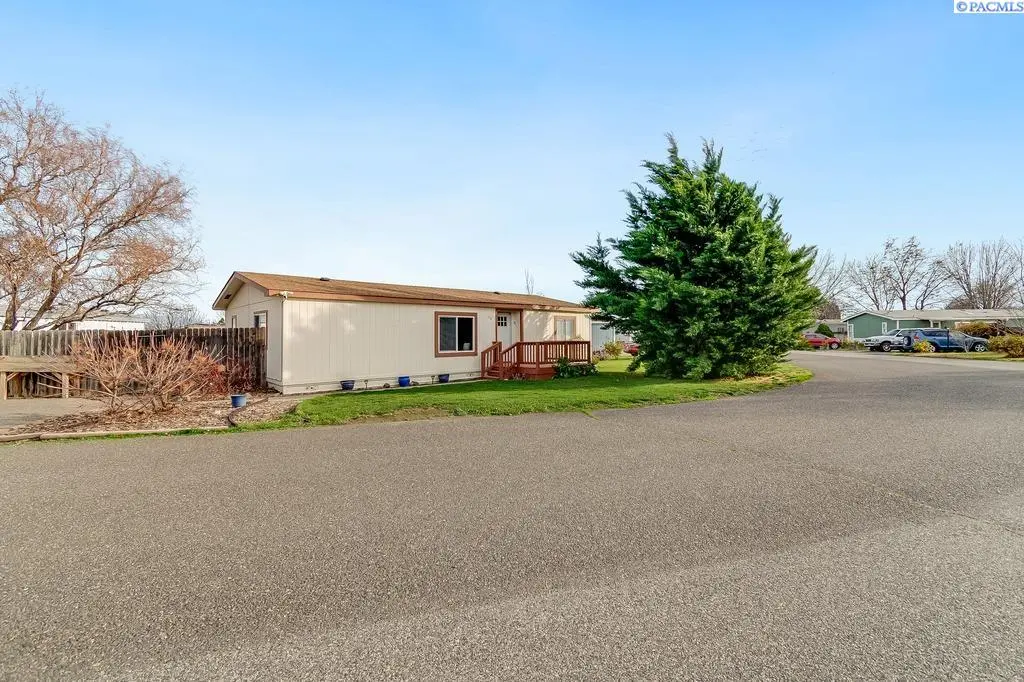 2917 W 19th Avenue #154, Kennewick