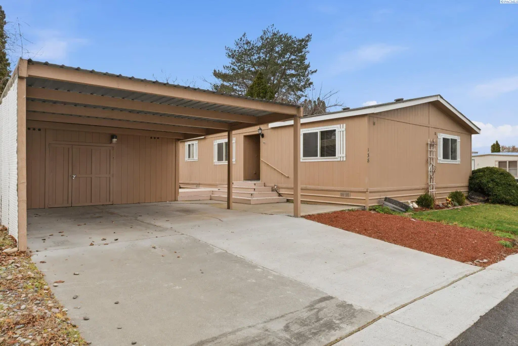 3324 W 19th Ave Unit 138, Kennewick