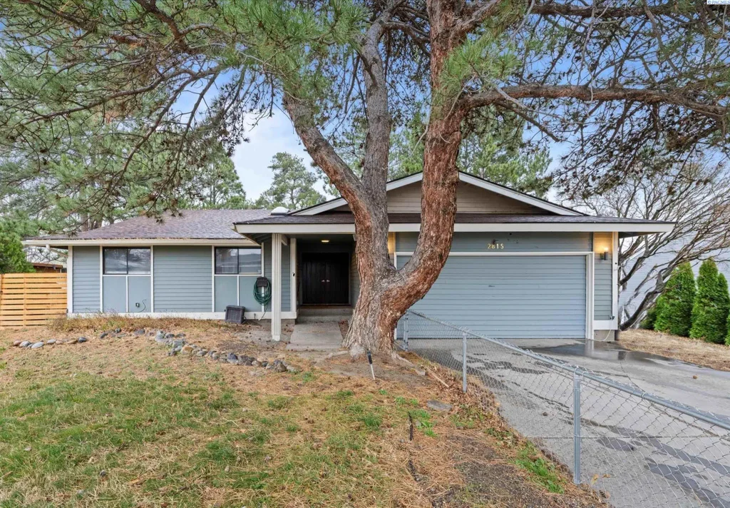 2815 S Everett Pl, Kennewick