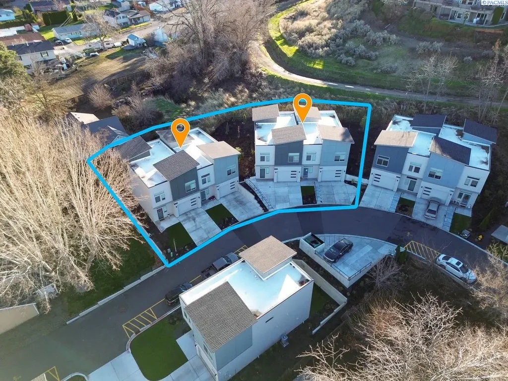 916 Hidden Lane, Prosser