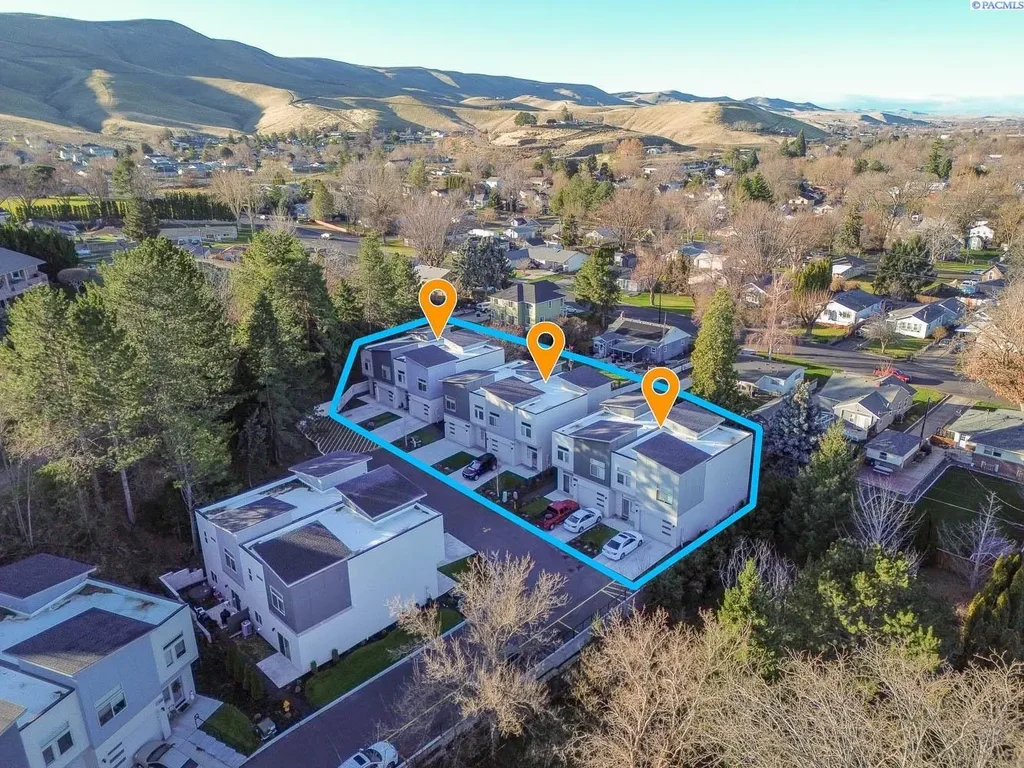 931 Hidden Lane, Prosser