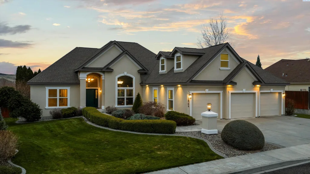 1264 Vintage Ave, Richland