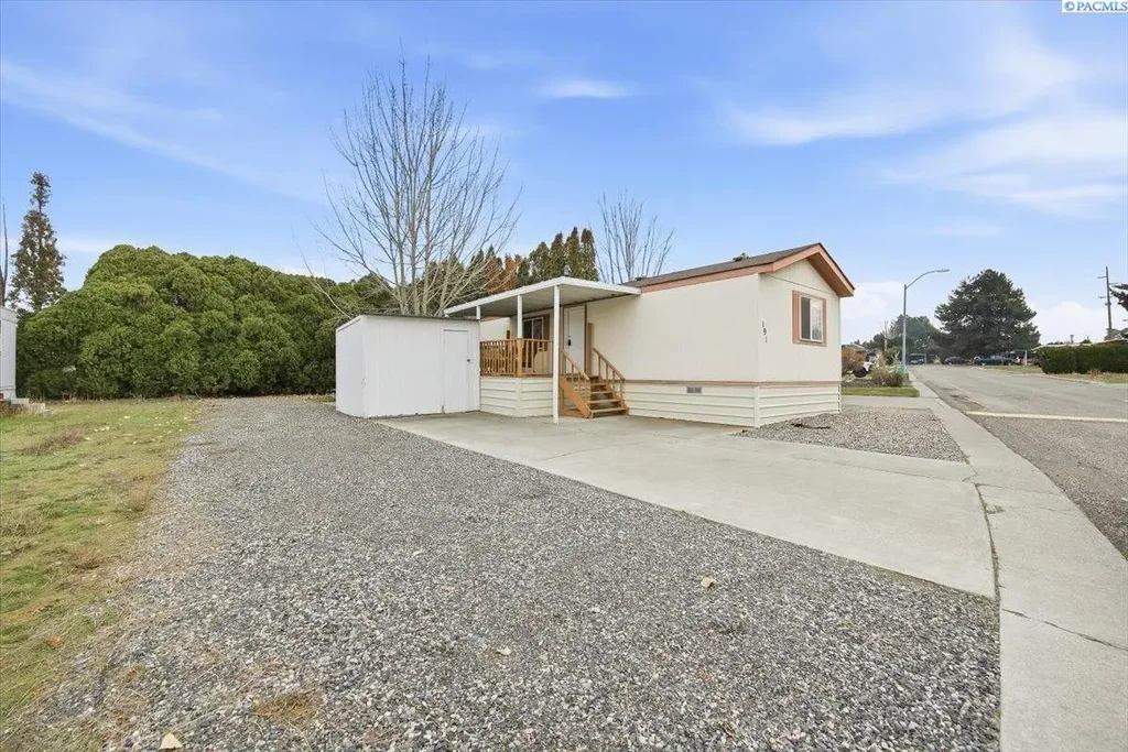 3324 W 19th Ave, Kennewick