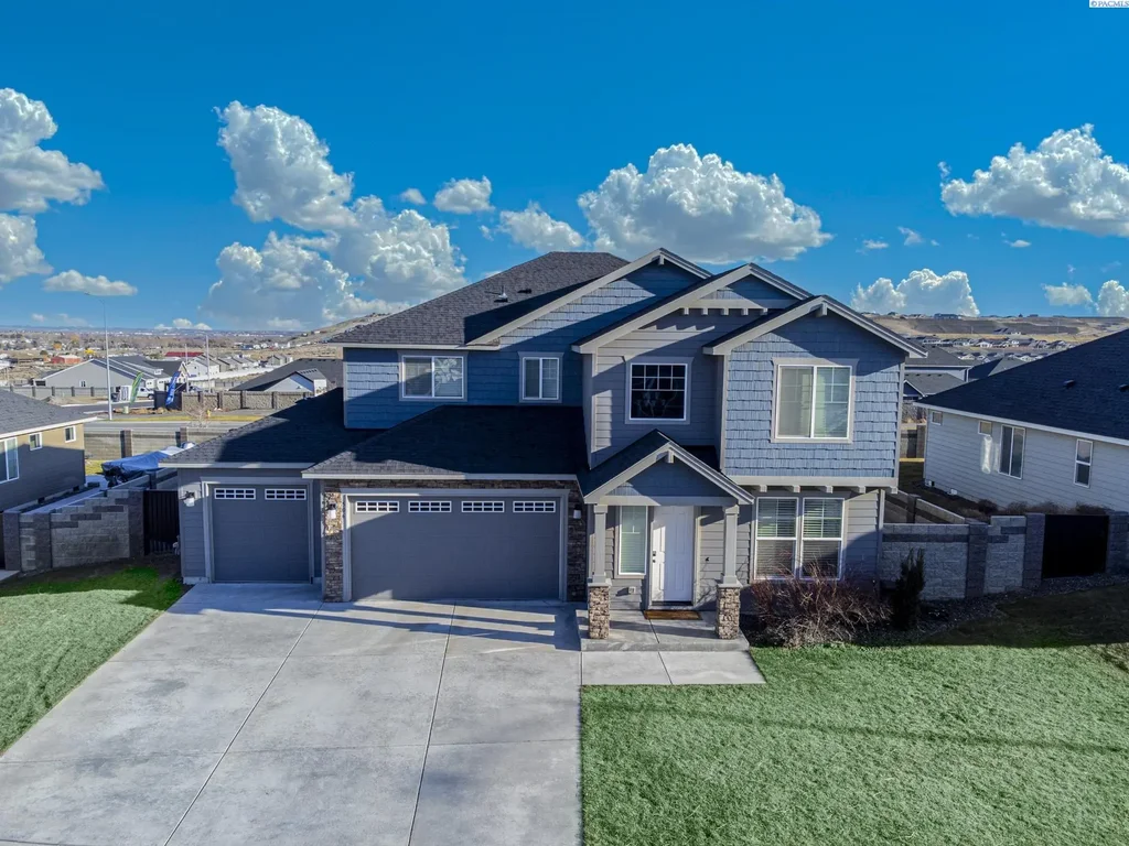 506 Constance Ave, West Richland