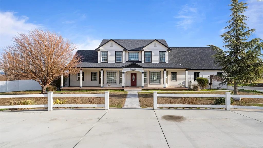 68203 Meals Road, Kennewick