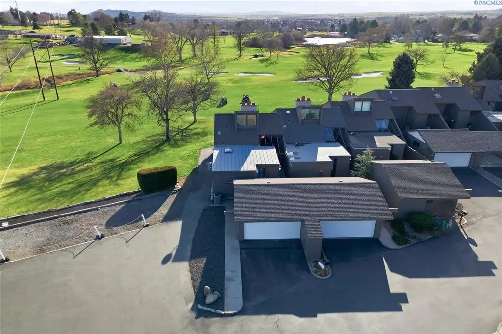 455 Greenbrook Place, Richland