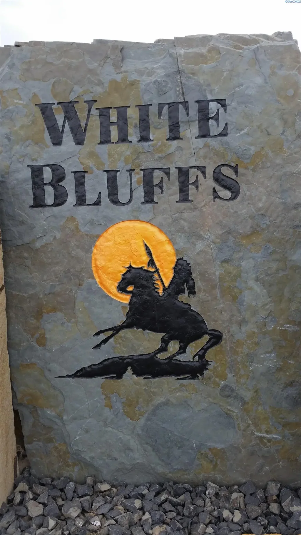 1055 Makah Ct, Richland