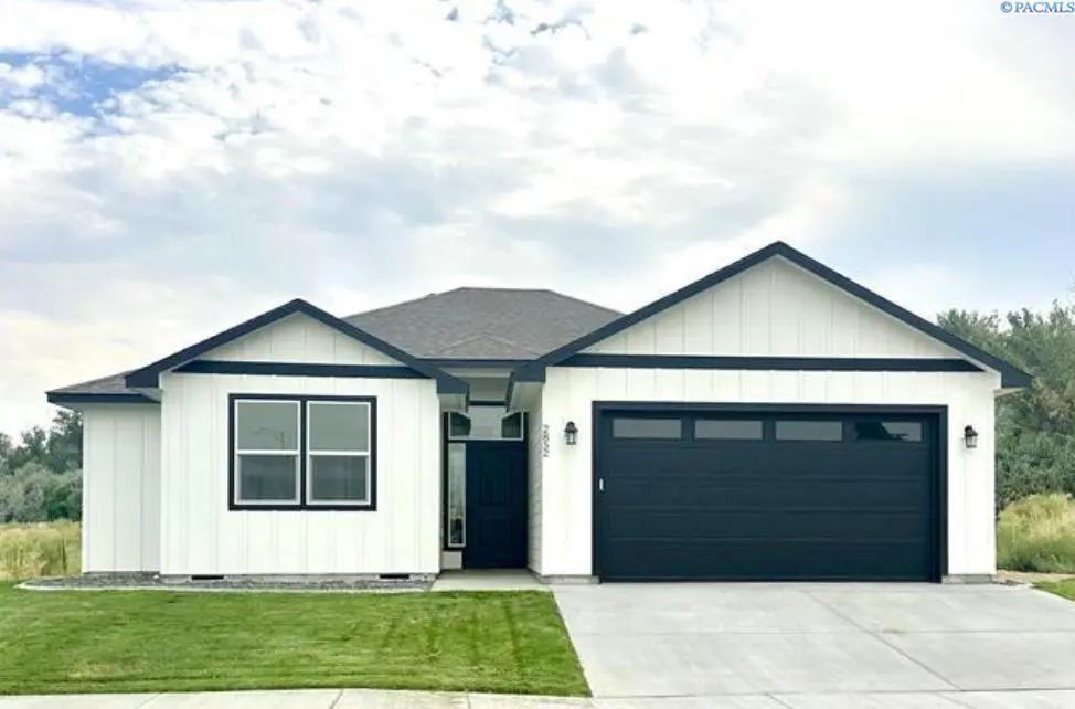 7221 W 29th Pl., Kennewick