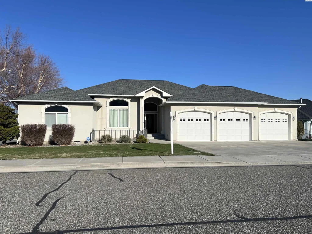 1418 Chardonnay Drive, Richland