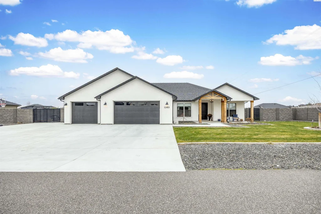 12403 Clark Fork Road, Pasco