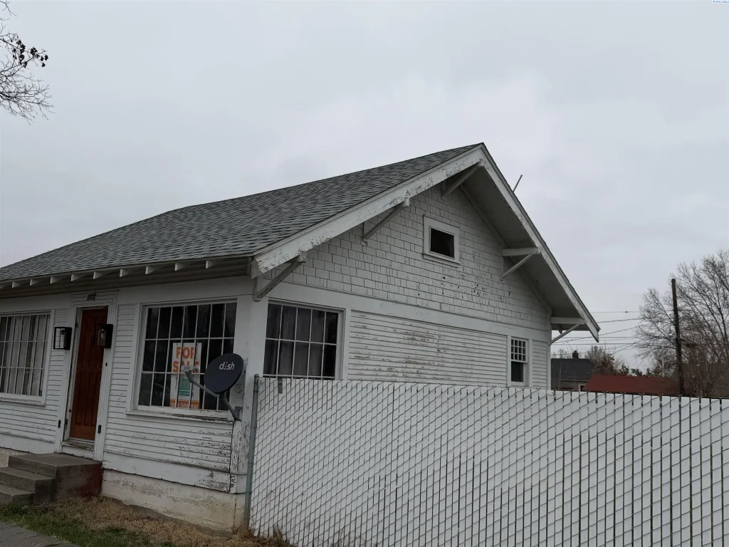 1107 W Yakima Street, Pasco