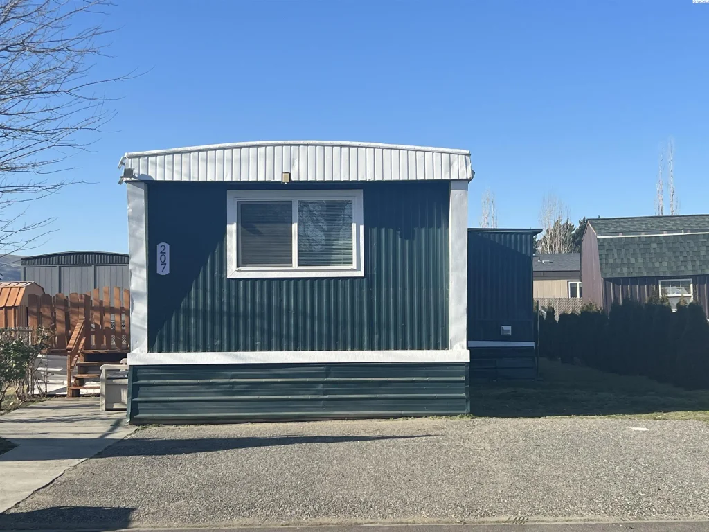 207 N 68th Ave, West Richland