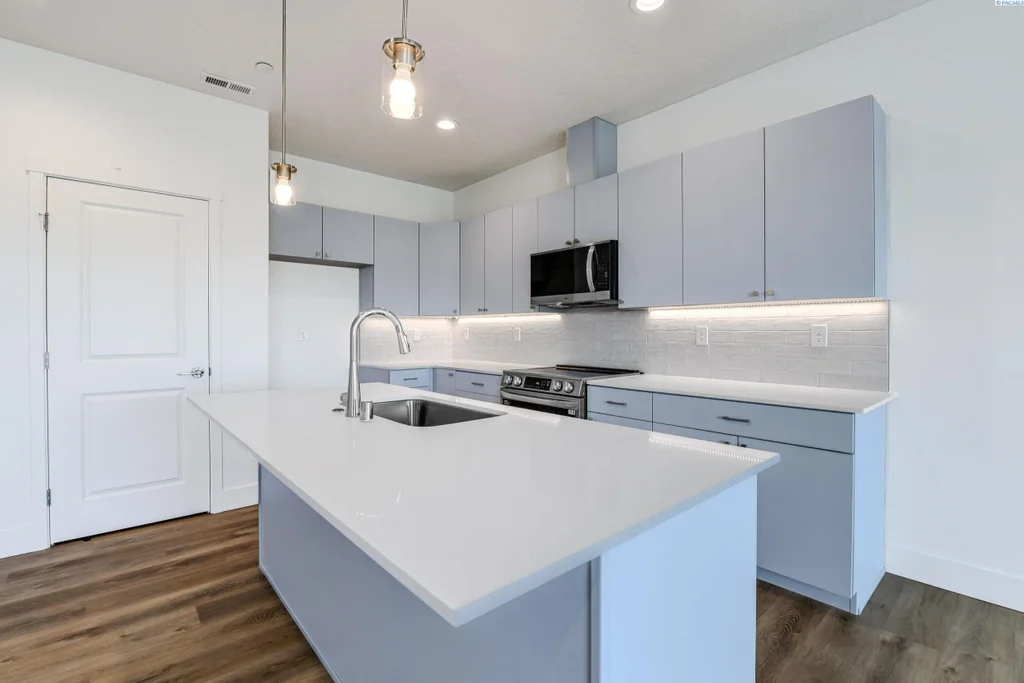 4541 Road 114, Pasco