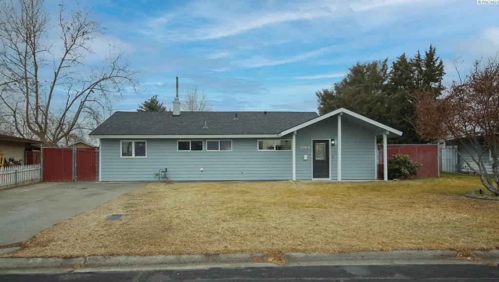 2206 Dallas Street, Richland