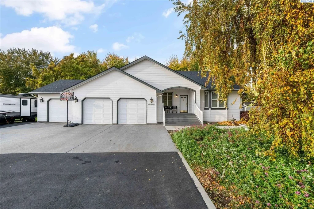 172405 W Buena Vista Rd, Prosser