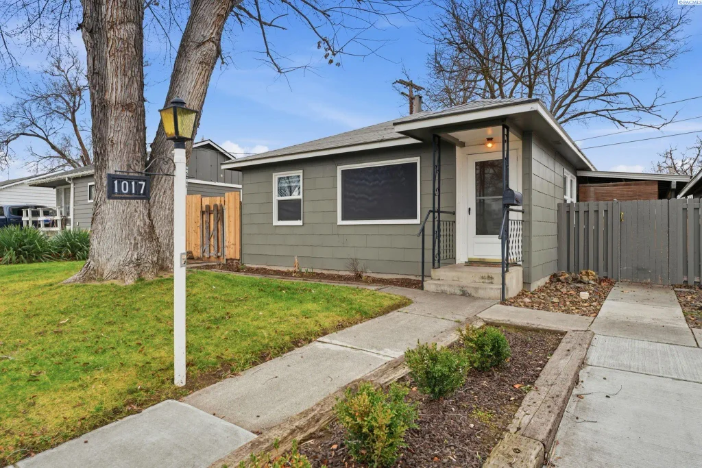 1017 Smith Ave, Richland